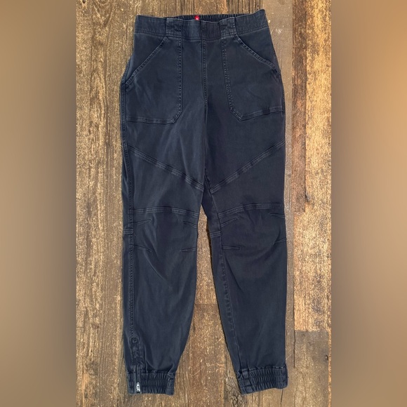 SPANX Stretch Twill Cargo Jogger Size M - Picture 2 of 8